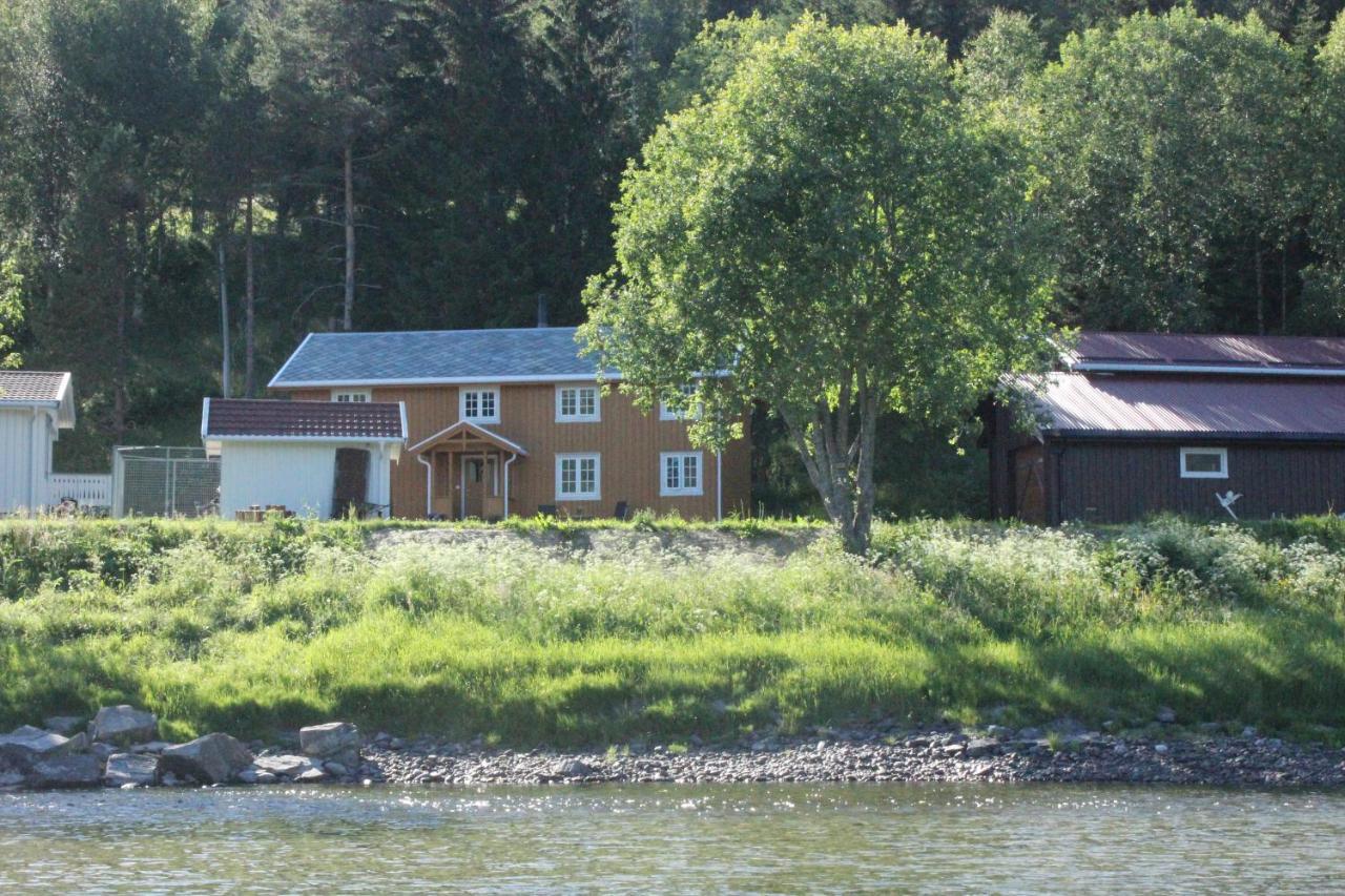 Bakarstuo, Utpa Neset Villa Trofors ภายนอก รูปภาพ