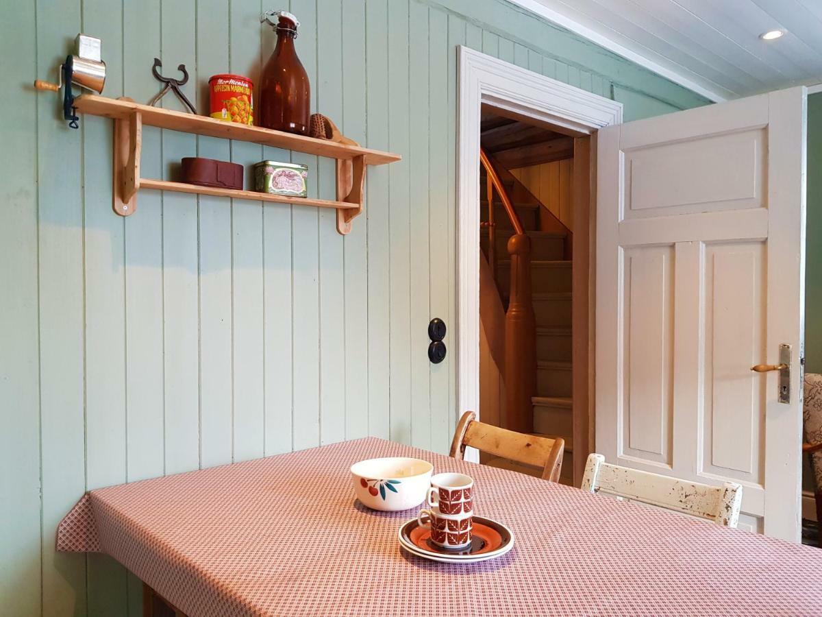 Bakarstuo, Utpa Neset Villa Trofors ภายนอก รูปภาพ